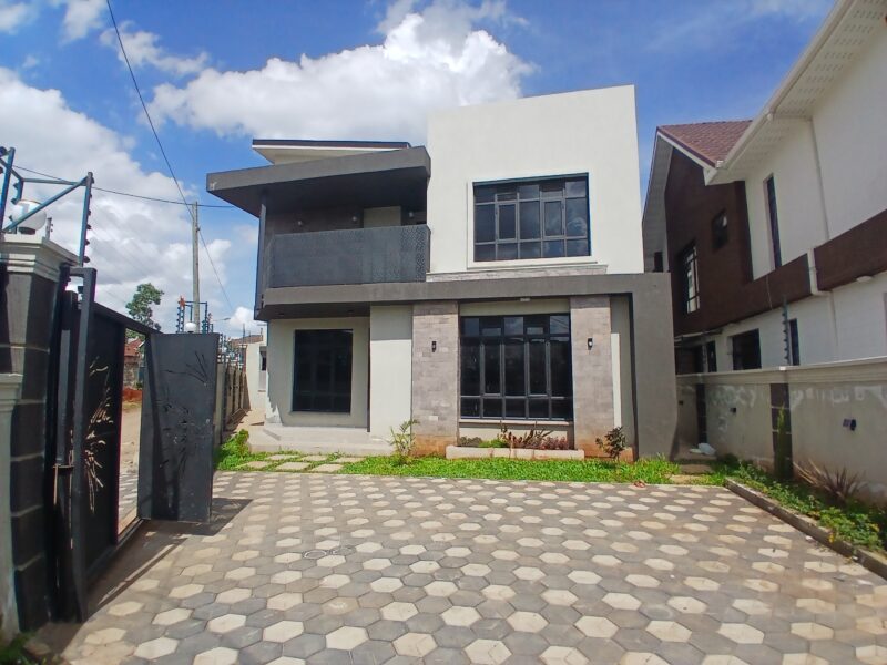 HOUSE ON SALE NEWLY BUILT 4 BEDROOM PLUS SQ IN RUIRU MEMBLEY