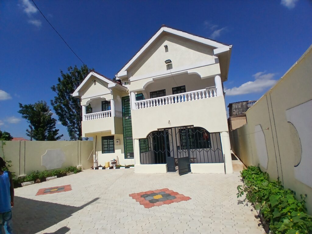 Kenyatta