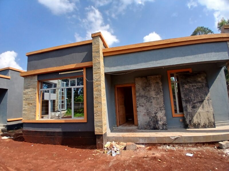 HOUSE ON SALE IN KENYATTA KIMUNYU NEWLY BUILT 3 BEDROOM ALL ENSUITE